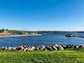 Peaceful Waterfront Cottage on Georgian Bay